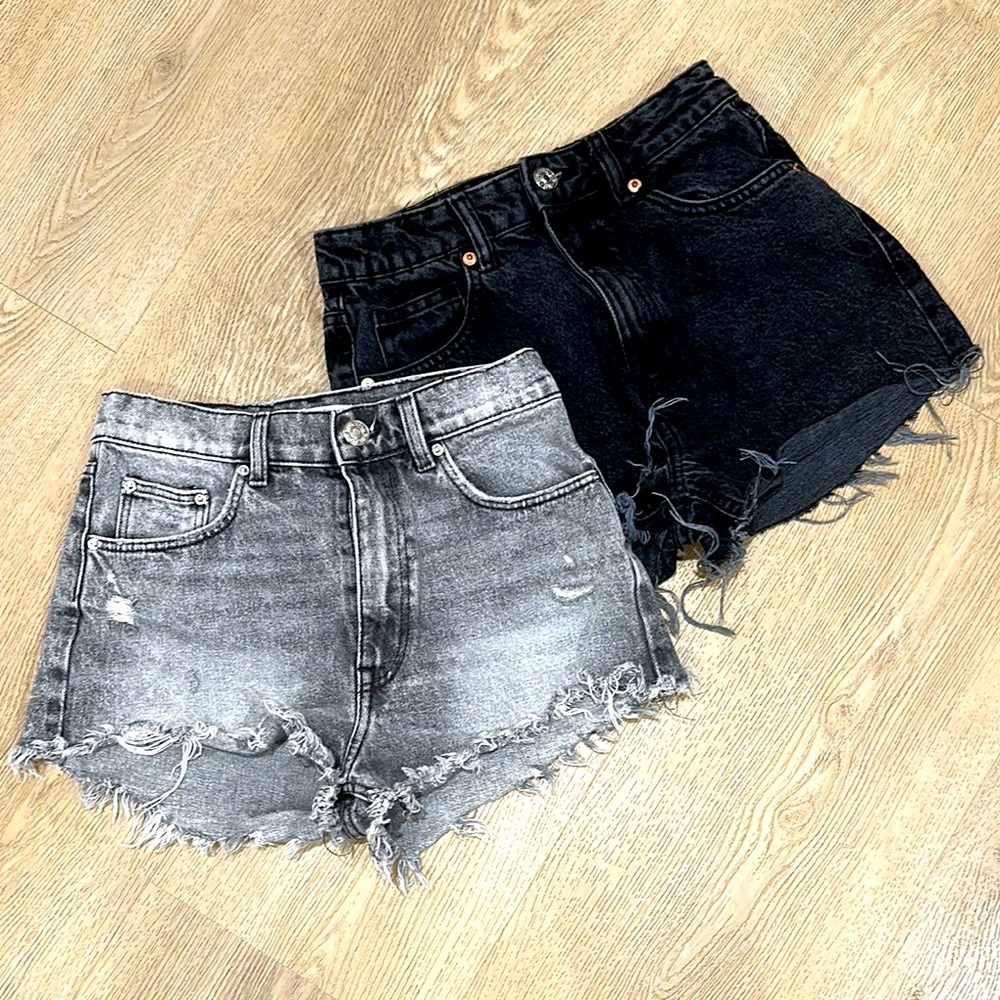 ZARA high waist distressed denim shorts bundle! Size 2